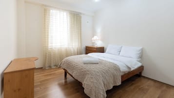 Iron/ironing board, free WiFi