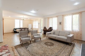 Living area - Vake Charm Residence (T'bilisi)