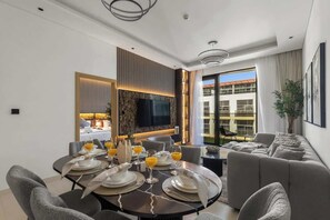 Dining - Stylish 2 Bedrooms | Pool Gym & Family-Friendly (Dubai)