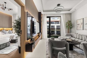 TV, offices - Stylish 2 Bedrooms | Pool Gym & Family-Friendly (Dubai)