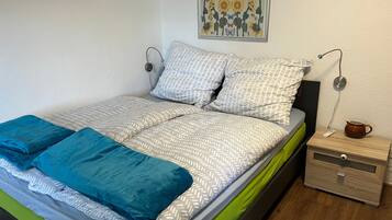 Bügeleisen/Bügelbrett, WLAN, Bettwäsche