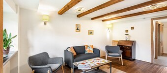 Holiday Home 'Reethaus Kälberstieg' with Lake View, Private Terrace and Wi-Fi