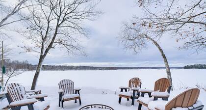 Lake Access w/ Dock! Hayward Cabin Hideaway