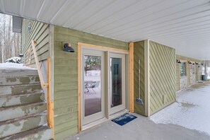 Apartment (2 Bedrooms) | Interior - Lakeside Retreat in Hayward: Pet Friendly! (Hayward)