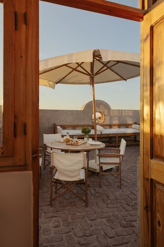 Beit Felfel, a historic house steps away from the Esna Temple.