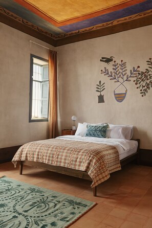 2 dormitorios, tabla de planchar con plancha, wifi gratis y ropa de cama