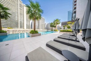 Pool - StayShort - 1 Bedroom Apartment in Sterling West with Burj Khalifa Views (Business Bay)