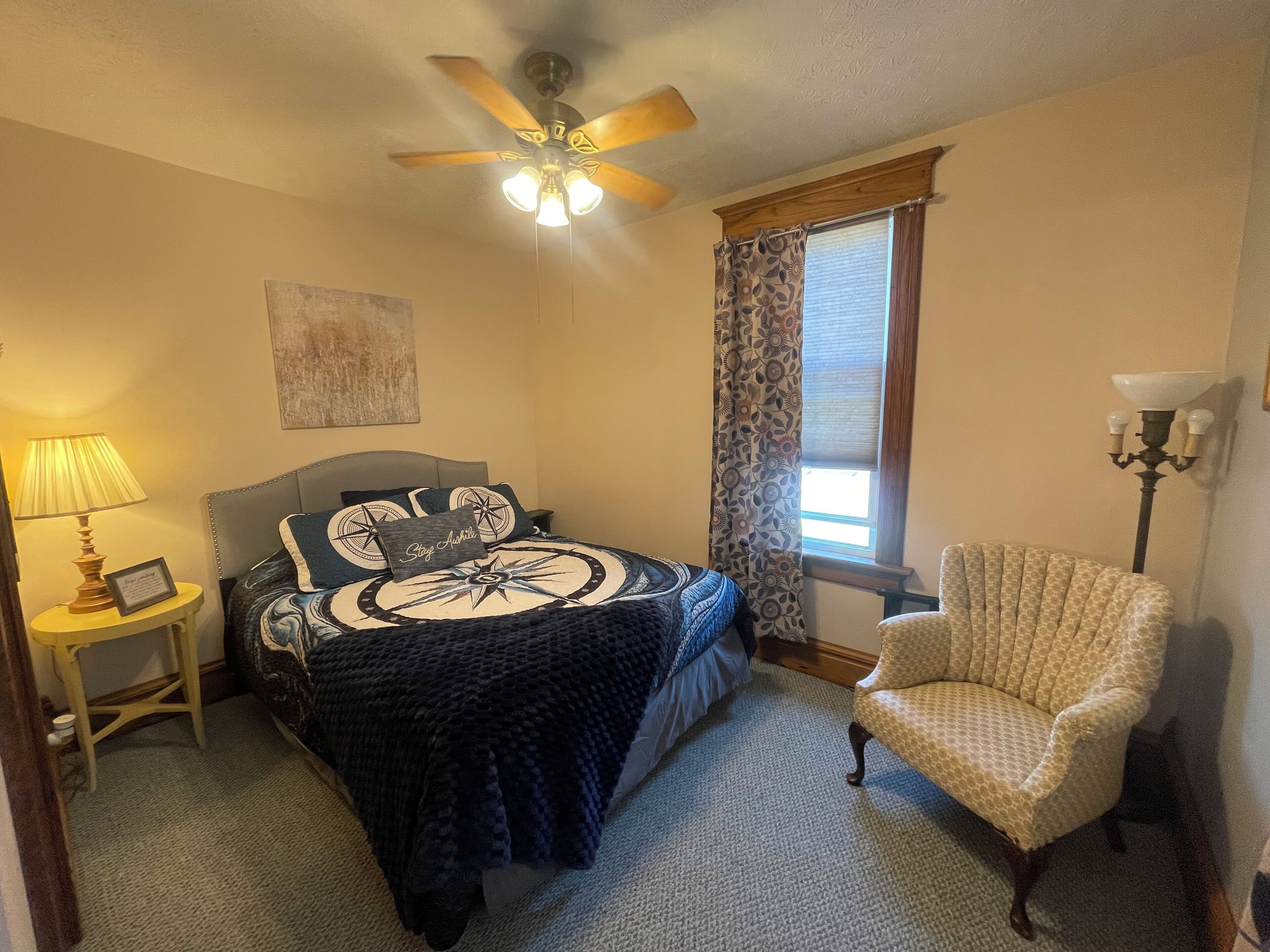 Fer et planche à repasser, Wi-Fi, draps fournis