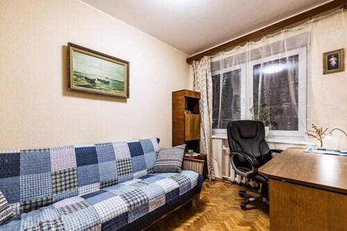 Cozy Apartment in Kaunas with Free Parking.