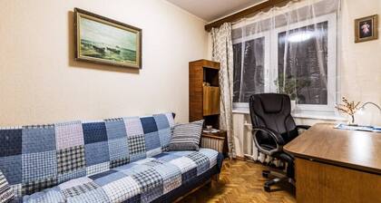 Cozy Apartment in Kaunas with Free Parking.