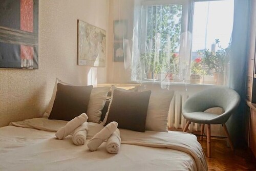 Cozy Apartment in Kaunas with Free Parking.