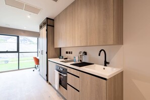 Estudio, no fumadores | Cocina privada