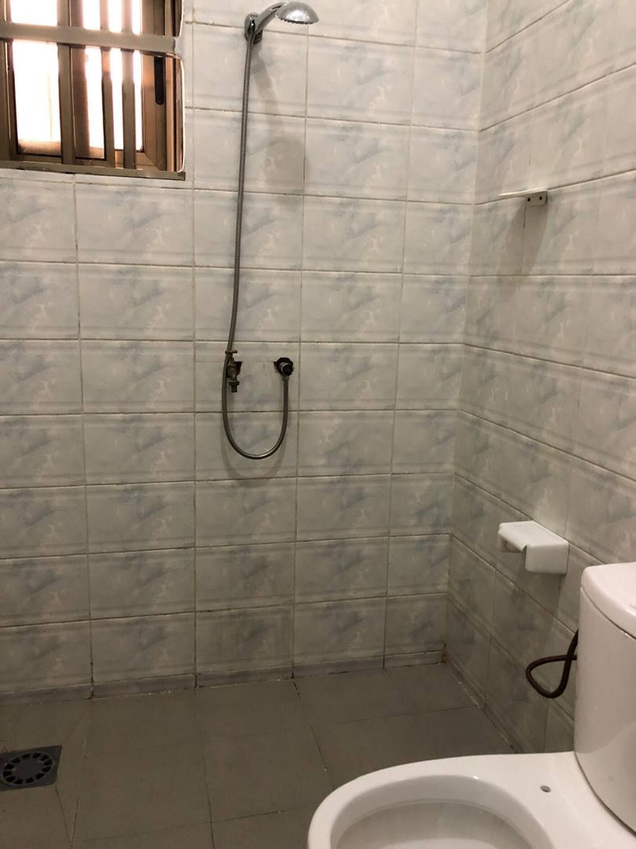 House, 4 Bedrooms | Bathroom