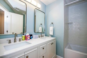 Shower, hair dryer, towels - Direct Gulf Access & Canal-Front Luxury – Your Ultimate Sanibel Sanctuary (Sanibel)