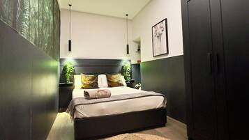 1 Schlafzimmer, Zimmersafe, Bügeleisen/Bügelbrett, Reisekinderbett