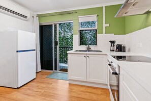 Apartment - Botanica Studio Edge Hill (Cairns)