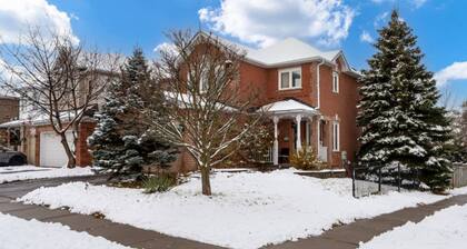 Comfortable Whitby 2 Bedroom Lower Suite