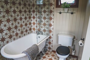 Cabin, Lake View | Bilik Mandi