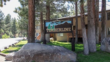 Apartamento, 2 habitaciones | Jardines del alojamiento