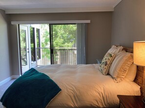 Bed sheets - Furnished 3-bedroom condo with all the comforts of home n charming Lakeway (Lakeway)