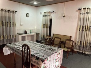 Dining - Pap de home (Weligama, Weligama, Hettiweediya)