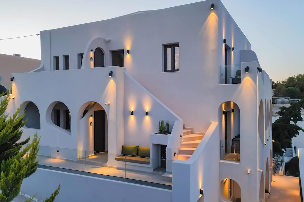 Anemone Luxury Suites