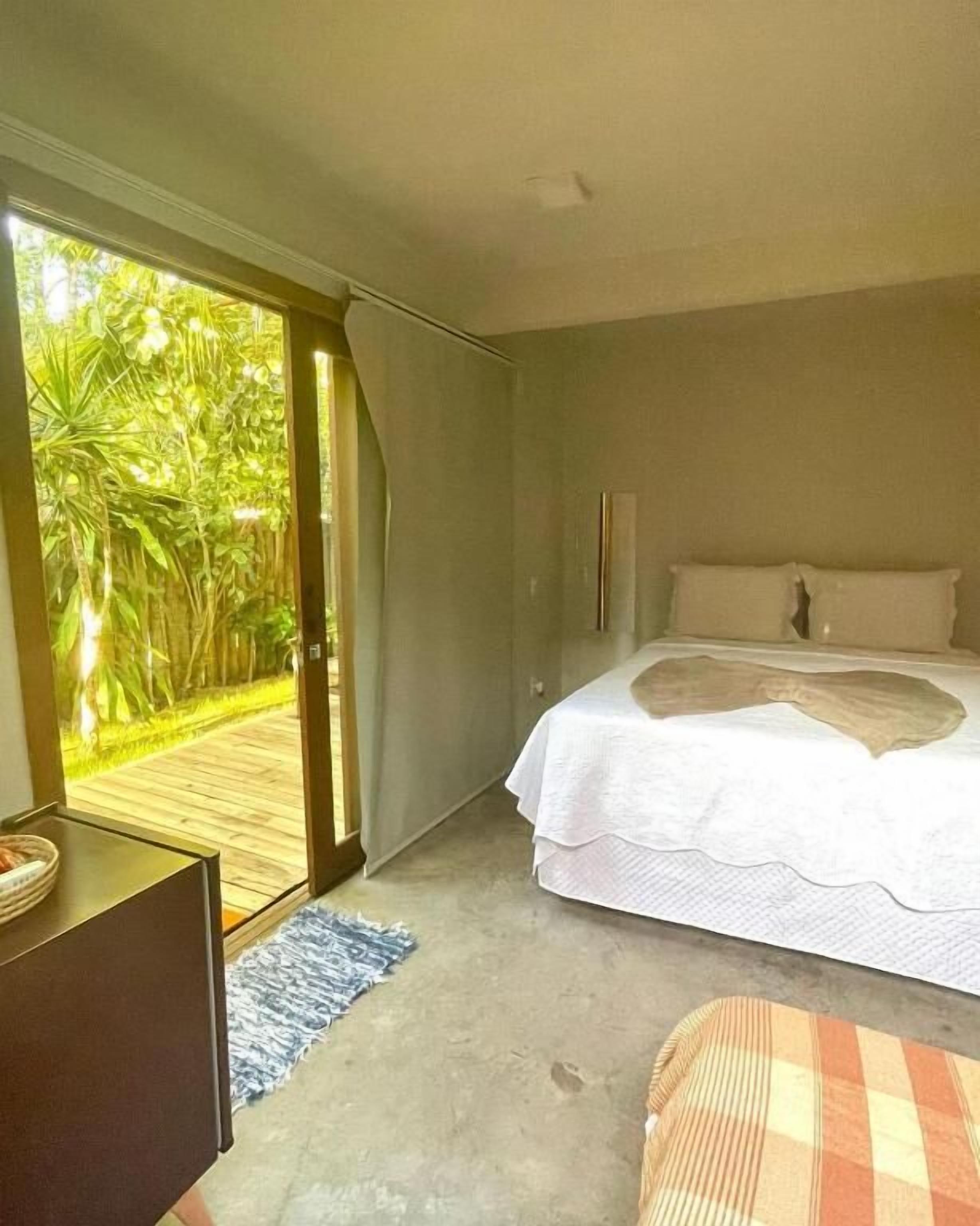 Minibar, rideaux occultants, fer et planche à repasser, Wi-Fi gratuit