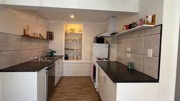 House, 2 Bedrooms | Interior