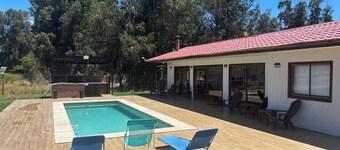 Cabin in condominium Angostura Country Golf Club Casino steps from the Monticello.