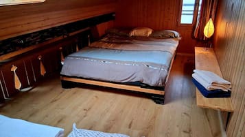 Chalet, 1 Bedroom, Patio, Garden View | 3 bedrooms