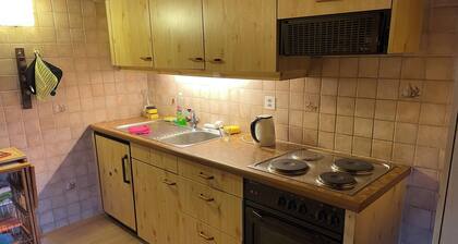 Lakeview Chalet, Därligen