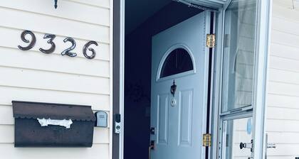 Shibly's Retreat 2 Close to West Edmonton Mall