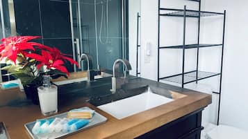 Hus - 2 soveværelser | Badeværelse
