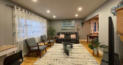 Shibly's Retreat 2 Close to West Edmonton Mall