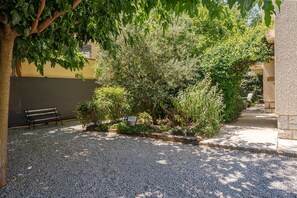 Property grounds - La Soleillade (Manosque)