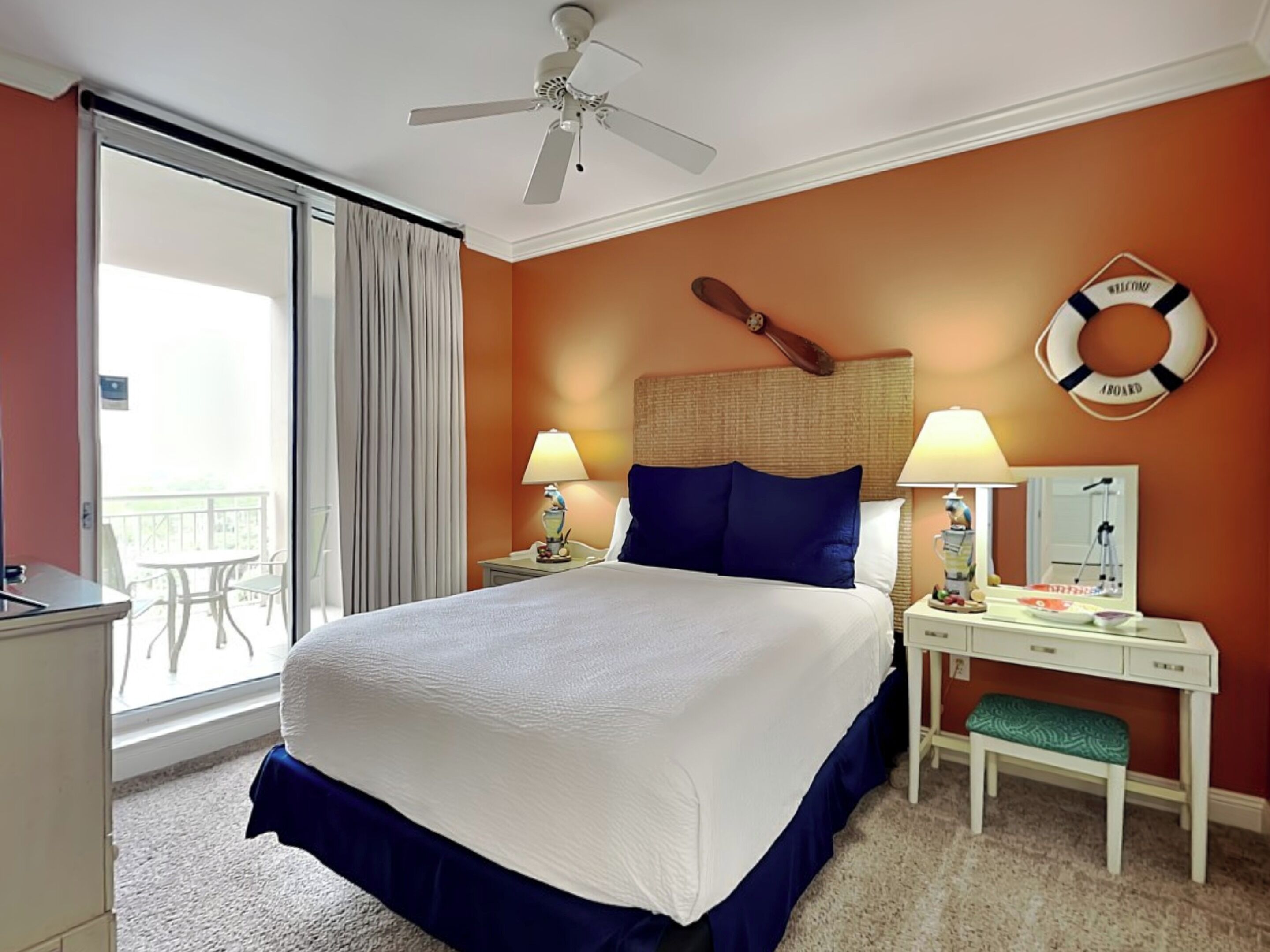 Fer et planche à repasser, Wi-Fi, draps fournis