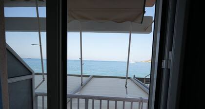 Loutraki Seaview Firstline