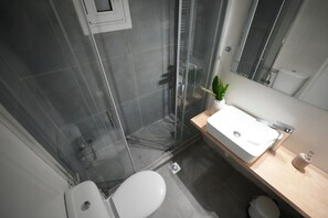 House - Ilysia s Retreat Cozy 1 Bdrm Apartment (Athens)