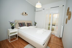 House - Ilysia s Retreat Cozy 1 Bdrm Apartment (Athens)