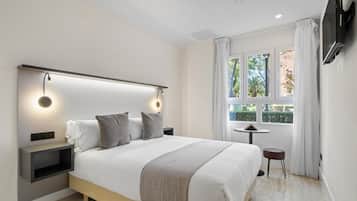 Iron/ironing board, free WiFi