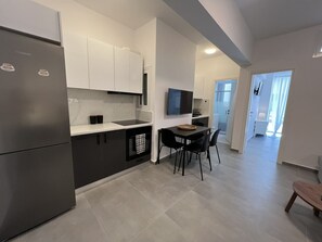 House - Loutraki Haven 1 Bdrm 3 min to Beach (Loutraki-Agioi Theodoroi)