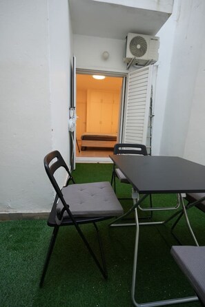 Apartment | 1 bedroom - Comfortable Hideaway 10 min Walk Koukaki (Athens)