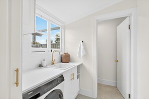 Maison, 3 chambres, fumeur, terrasse | Buanderie