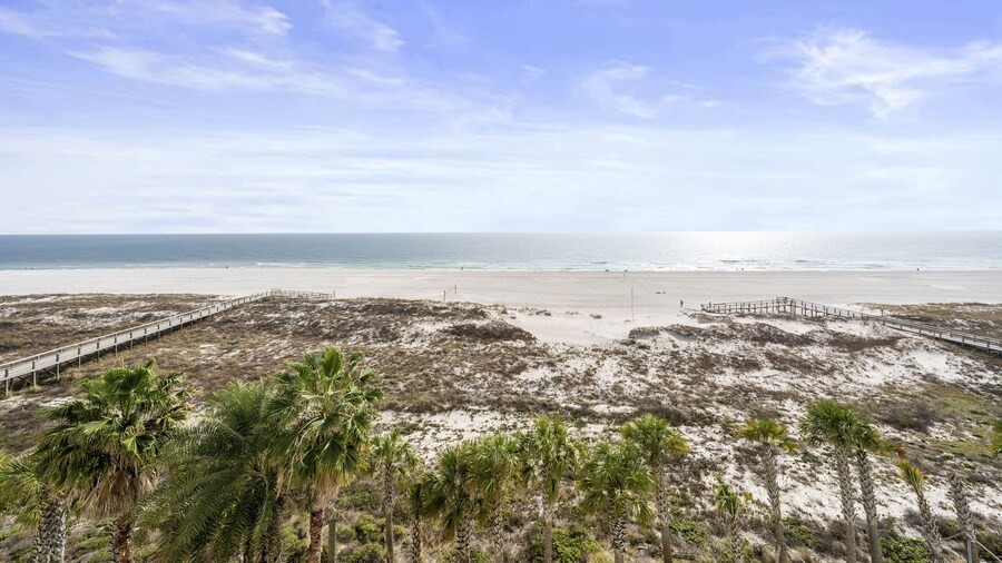 Turquoise Place 408C