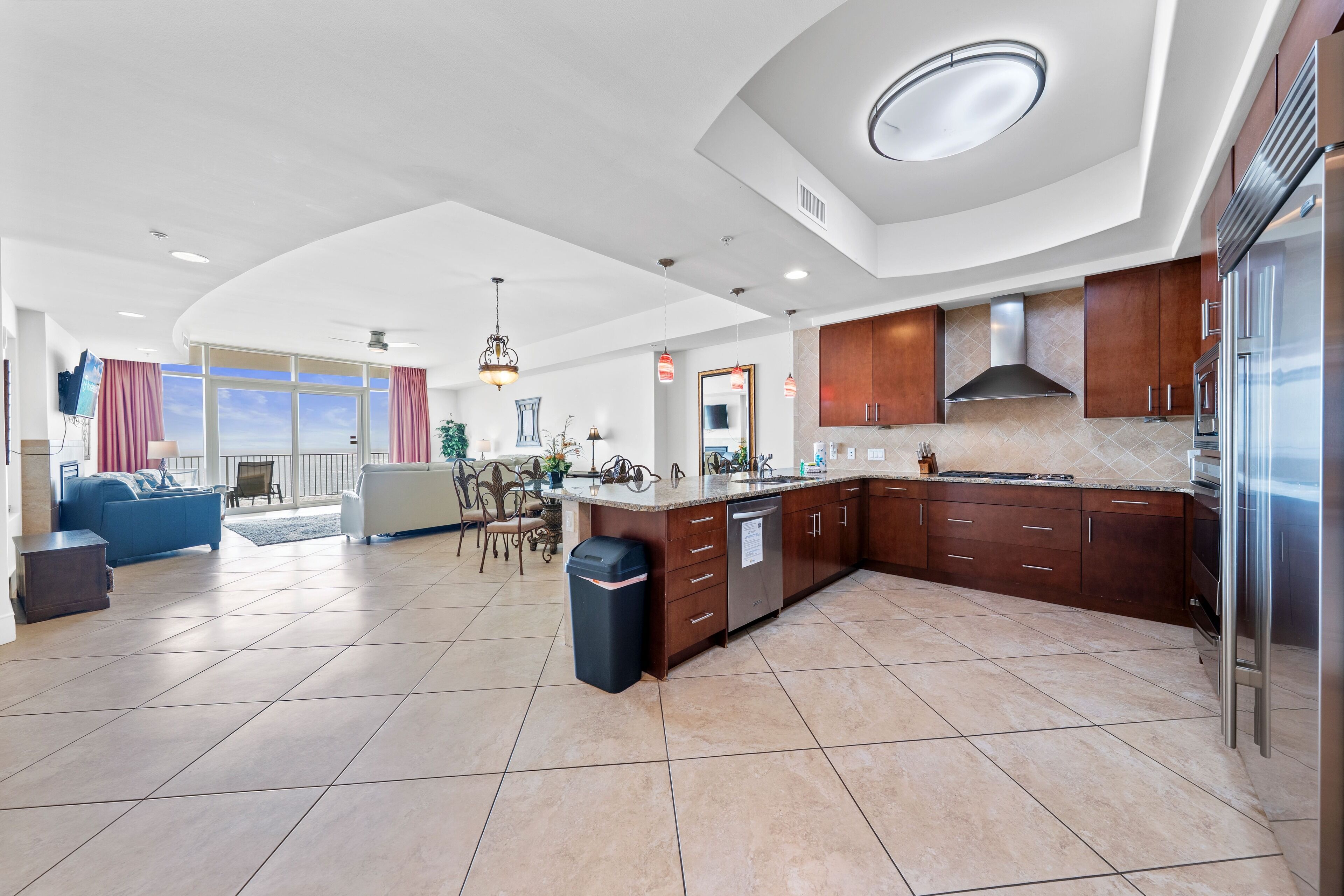 Signature-Apartment, 3 Schlafzimmer, Balkon, Strandblick | Eigene Küche