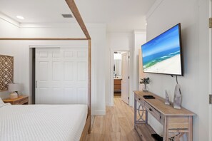 Iron/ironing board, free WiFi, bed sheets - Romar Lakes 205A by Liquid Life (Orange Beach)