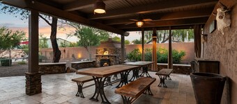 Luxury Desert Retreat - Pool, Spa, Pickleball, & Movie Theater