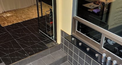 Entire House near DDP /Rooftop Terrace & Karaoke / Perfect for BTS Concert Stay