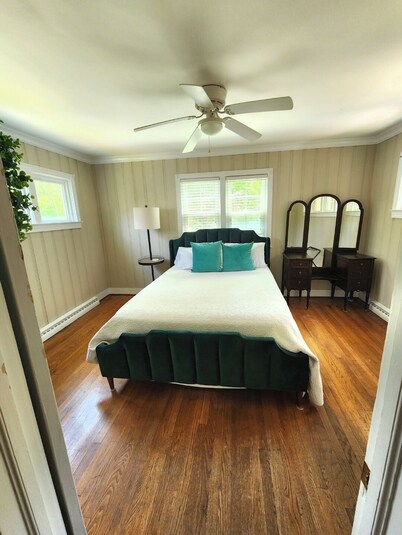 3-bedroom house in lovely Asheboro with AC for your stay