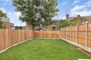 Property grounds - Perfect London Base – Spacious and Elegant 3-Bedroom Home in Walthamstow (London)